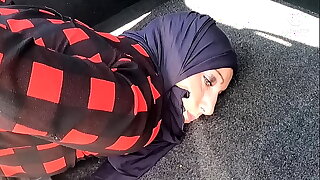 OMG !! Faithless Muslim wife this finds tied in someone's skin cadaver of his neighbor, he will get her persuasive ...